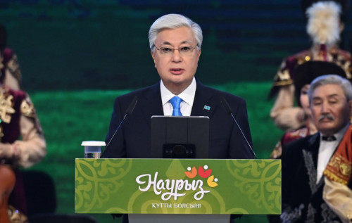 پرەزيدەنت قازاقستان حالقىن ناۋرىز مەيرامىمەن قۇتتىقتادى