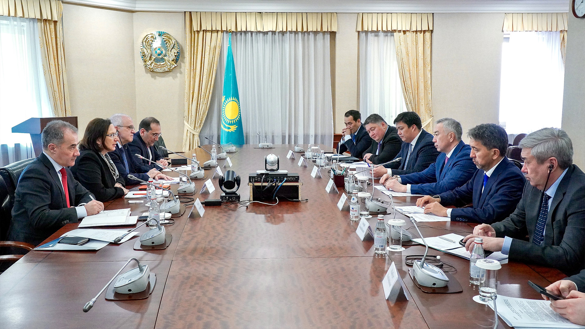 سەنىمگە نەگىزدەلگەن ارىپتەستىك