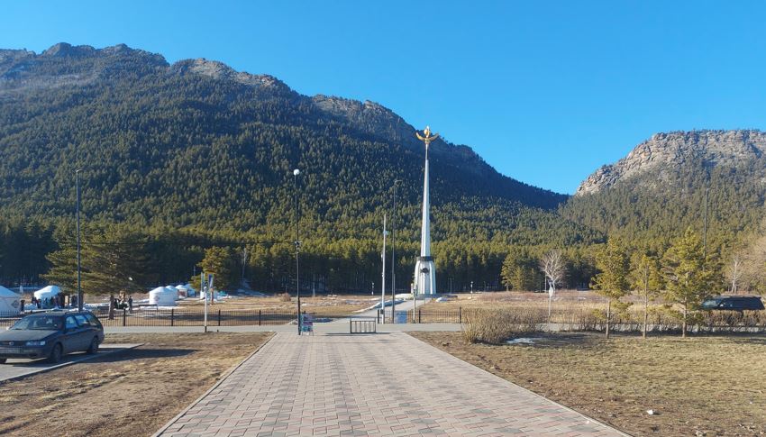 مەرەكە كۇندەرى بۋراباي كۋرورتىنا 40 مىڭ ادام بارعان