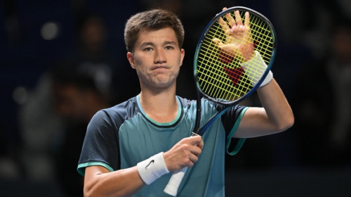 بەيبىت جۇقاەۆ «چەللەندجەر» ءتۋرنيرىنىڭ شيرەك فينالىندا باق سىنايدى