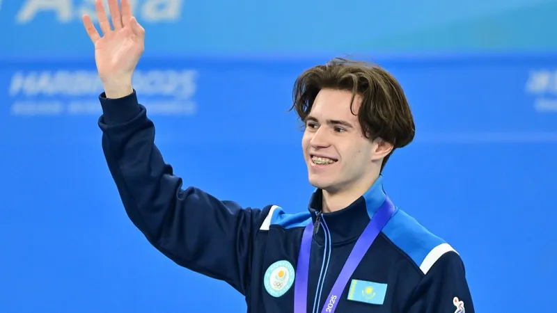 ميحايل شايدوروۆ توپ-3-كە ەندى