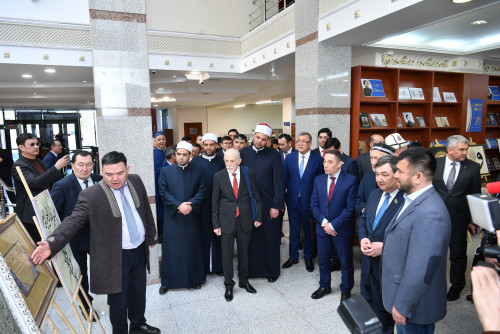 دارحان قىدىرالى: يسلام كالليگرافياسى – مادەني مۇرانى ساقتاۋ قۇرالى