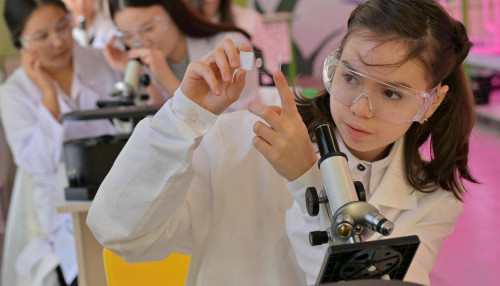 بالالاردى قورعاۋ جانە قاۋىپسىزدىك – مەملەكەتتىڭ باسىمدىعى