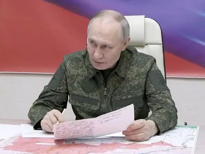 پۋتين ۋكرايناعا ۋاقىتشا بيلىك ەنگىزۋدى ۇسىندى