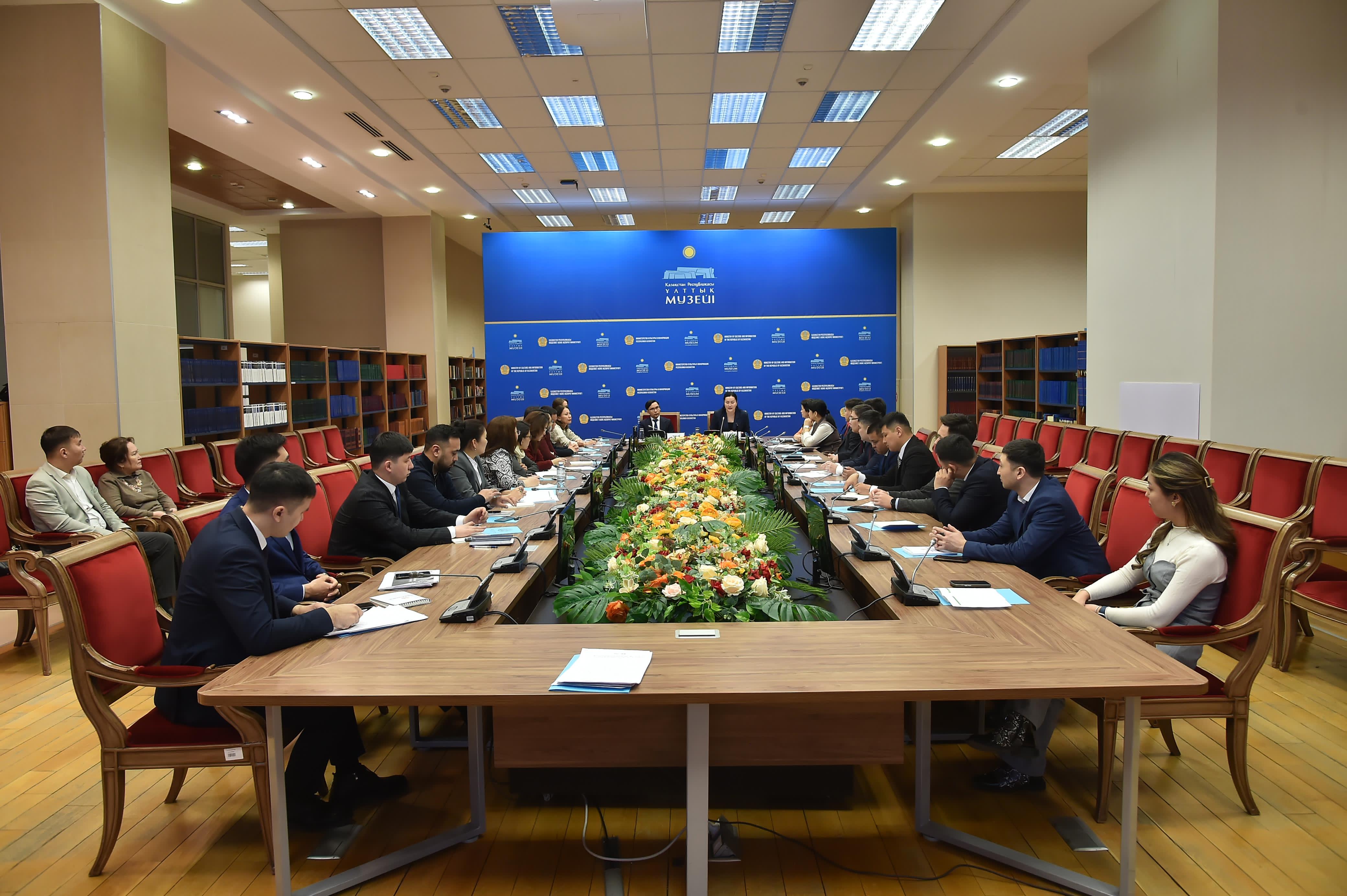 ۆەدومستۆولىق ناگرادالاردى بىرىزدەندىرۋ ماسەلەسى تالقىلاندى