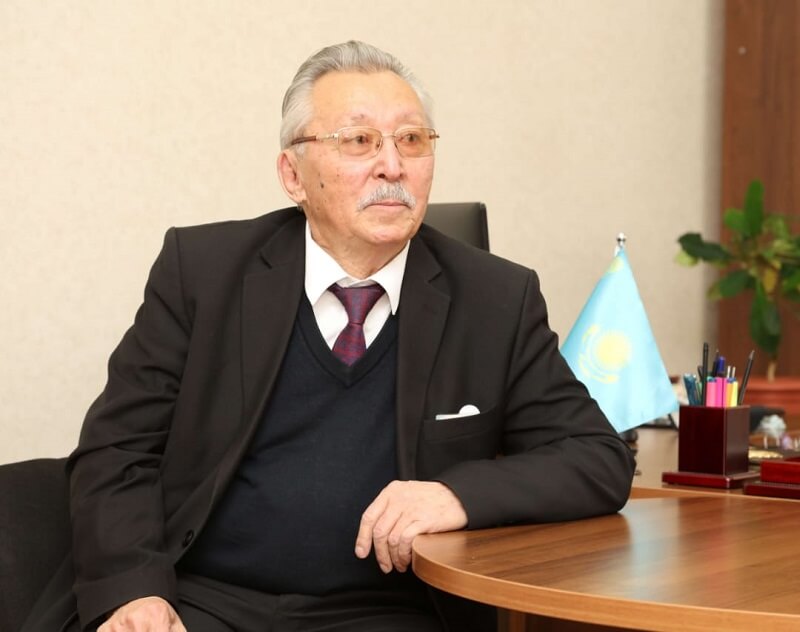 شاتىرشادان شىعىپ, ەلىنىڭ شاراپاتىنا بولەنگەن