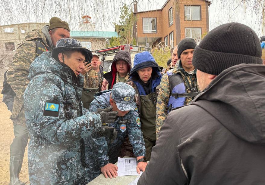 سۋ قويماسىنان زاڭسىز بالىق اۋلاۋ تورلارى تابىلعان