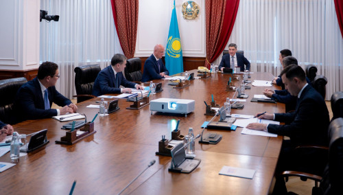 بەكتەنوۆ جەر قويناۋىن پايدالانۋدى دامىتۋ جونىندە كەڭەس وتكىزدى