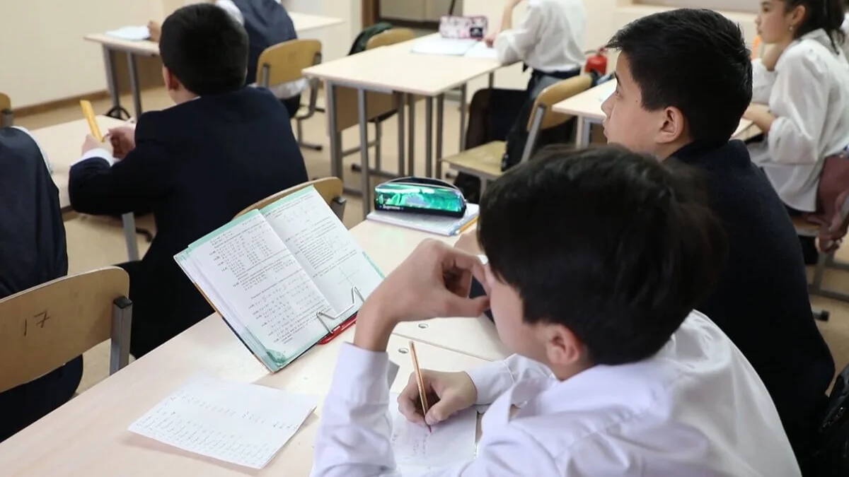 بيىل 370 مىڭ بالا 1-سىنىپقا قابىلدانادى