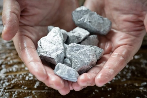 قاراعاندى گەولوگتارى سيرەك جەر ەلەمەنتتەرى بار كەن ورنىن اشتى