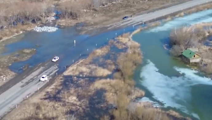 چەليابى – ءنوۆوسىبىر تاس جولىن سۋ باستى