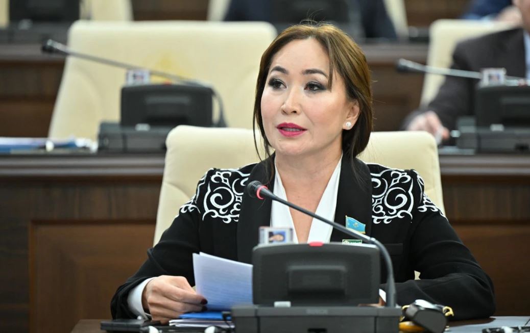 مەكتەپ باعدارلاماسىنا اگروونەركاسىپتىك ءبىلىمدى ەنگىزۋ قاجەت – دەپۋتات