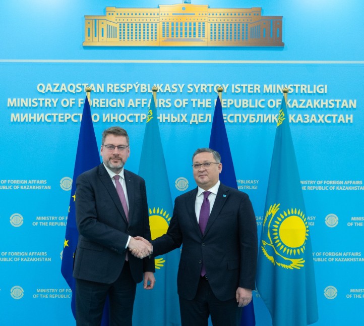 سىندارلى ديالوگ جالعاسادى