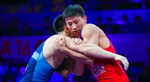 كۇرەستەن جاستار اراسىنداعى قازاقستان چەمپيوناتى باستالدى