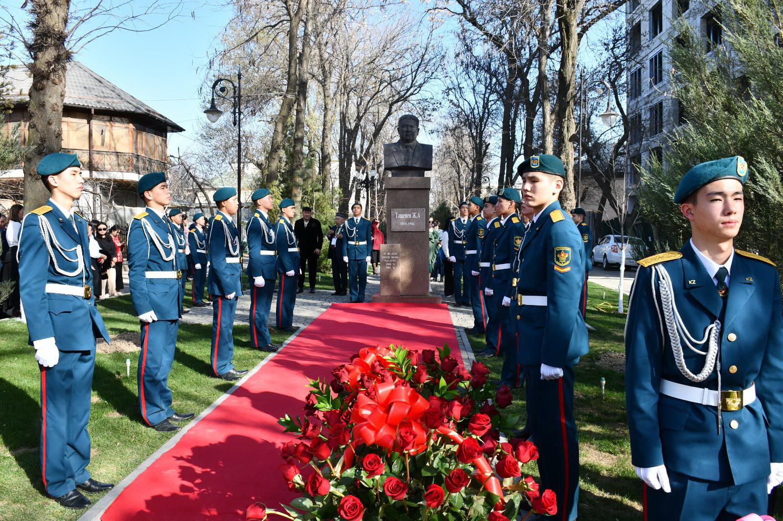 تۇتاستىقتى ساقتاپ قالعان...