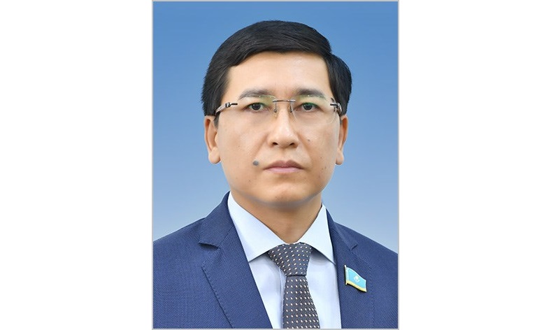 كازينولارعا سالىق مولشەرىن باتىل ارتتىرۋ كەرەك - دەپۋتات