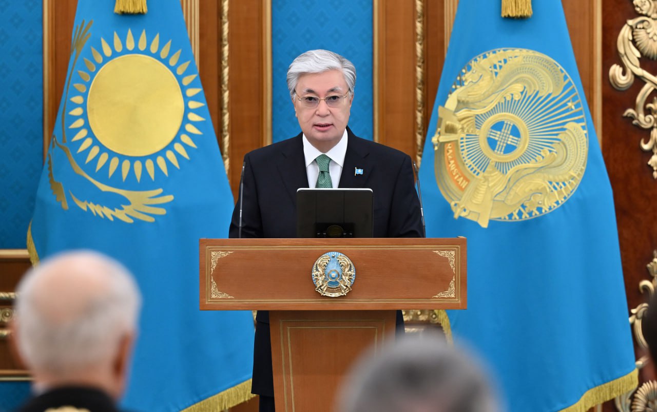 مەملەكەت باسشىسى عالىمداردى ماراپاتتاۋ راسىمىنە قاتىستى