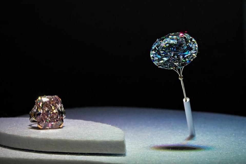 گاۋھار تاستار كورمەسى