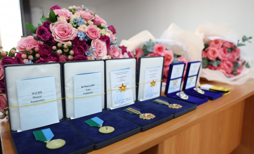 قورعانىس ءمينيسترى گولان جوتالارىنان ورالعان بىتىمگەرلەردى ماراپاتتادى