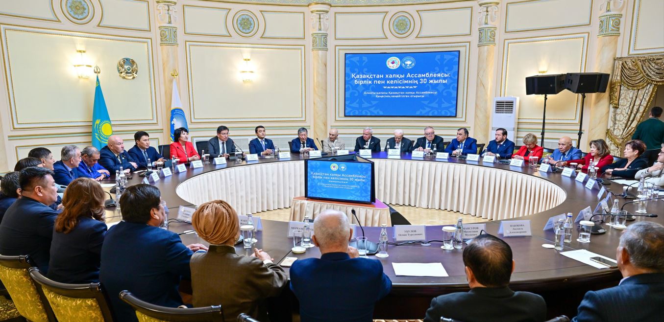 الماتىدا جاڭا دوستىق ءۇيى سالىنادى