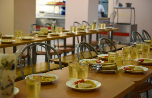 مەكتەپتەگى تاماقتاندىرۋدىڭ جاڭا ستاندارتى راتسيوندى ساۋىقتىرۋعا باعىتتالعان