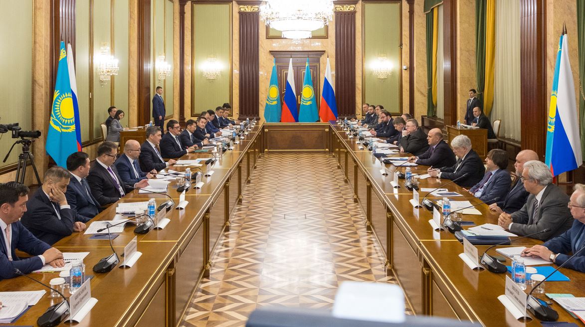 ۇكىمەت باسشىلارى ەكىجاقتى كەلىسسوز جۇرگىزدى