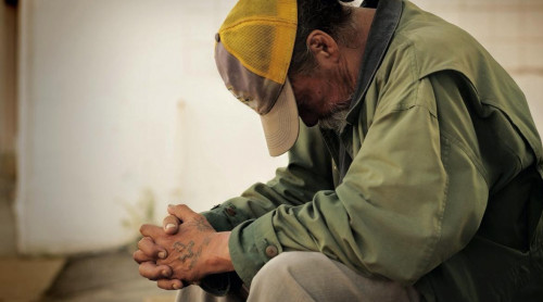 الماتىدا ۇيسىزدەردىڭ قالانىڭ سىرتىنا قۋىلىپ جاتقانى راس پا