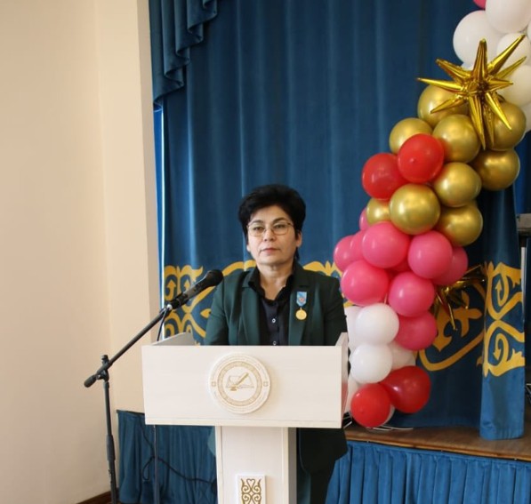 مايدان تاريحىن زەرتتەۋ جالعاسادى