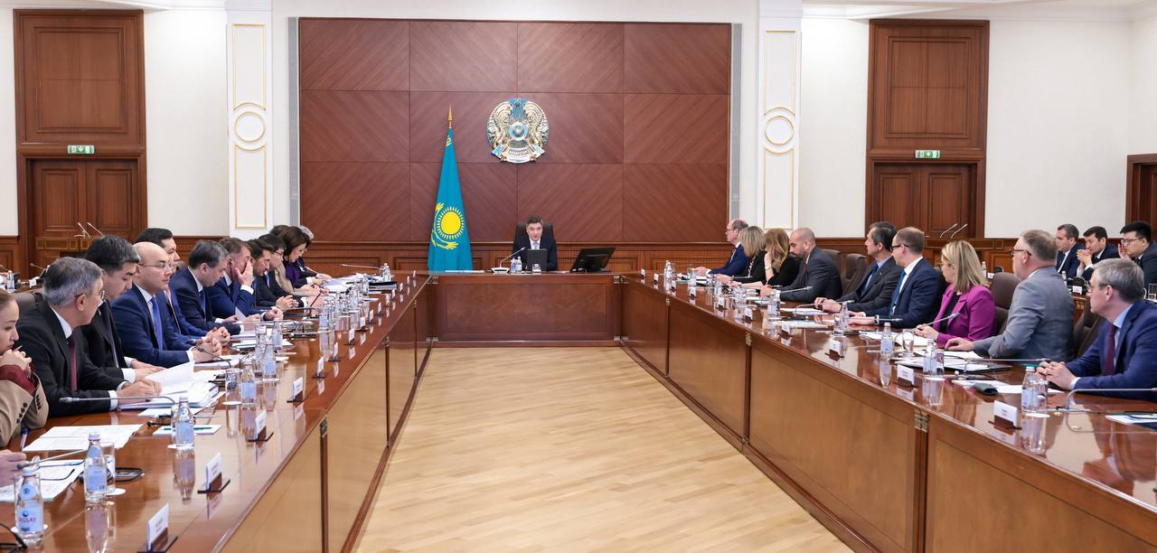 ۇكىمەتتە ينۆەستيتسيالىق احۋال تالقىلاندى