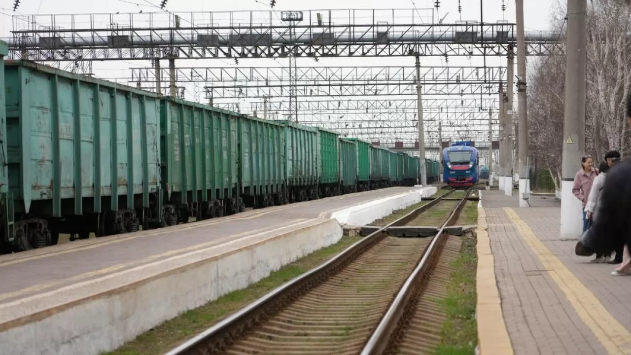 ەلىمىزدەگى 125 تەمىرجول ۆوكزالى قايتا جاڭارتىلادى