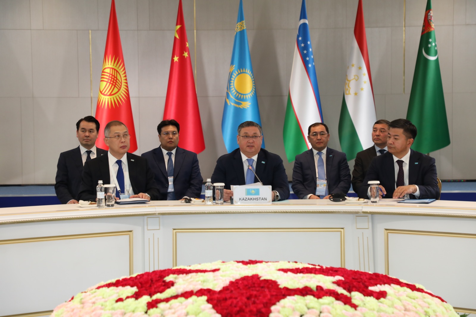 «ورتالىق ازيا – قىتاي» فورماتىنداعى سىرتقى ىستەر مينيسترلەرىنىڭ 6-شى كەزدەسۋى اياقتالدى