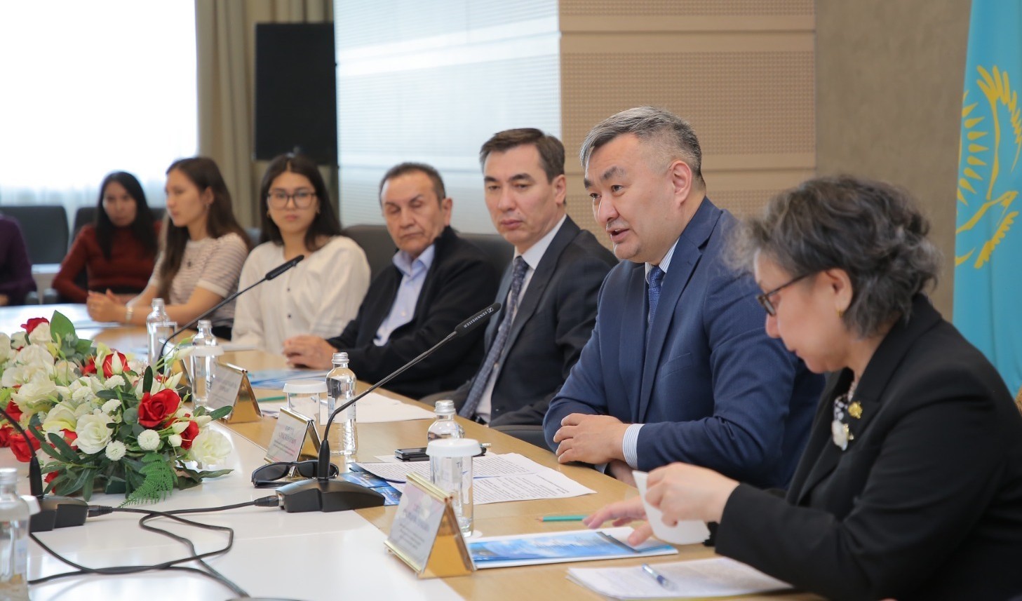 پرەزيدەنتتىك ينستيتۋت تاقىرىبى تالقىلاندى