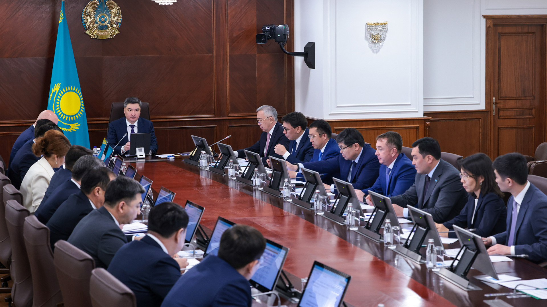 ەكونوميكانى ىرىقتاندىرۋ مىندەتى