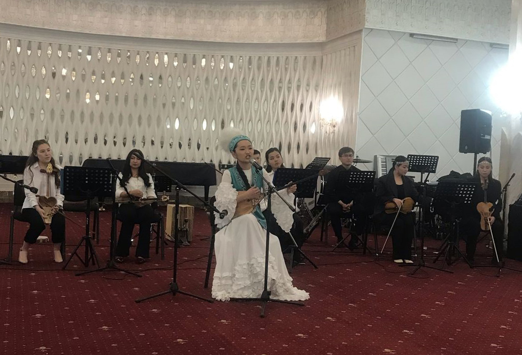 ونەرىمەن دە ەلدى قورعاعان