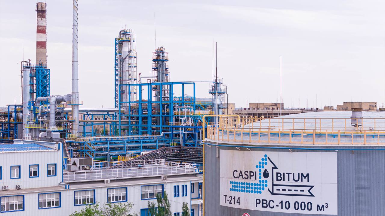 اقتاۋدا جاڭعىرتىلعان Caspi Bitum زاۋىتى ىسكە قوسىلدى