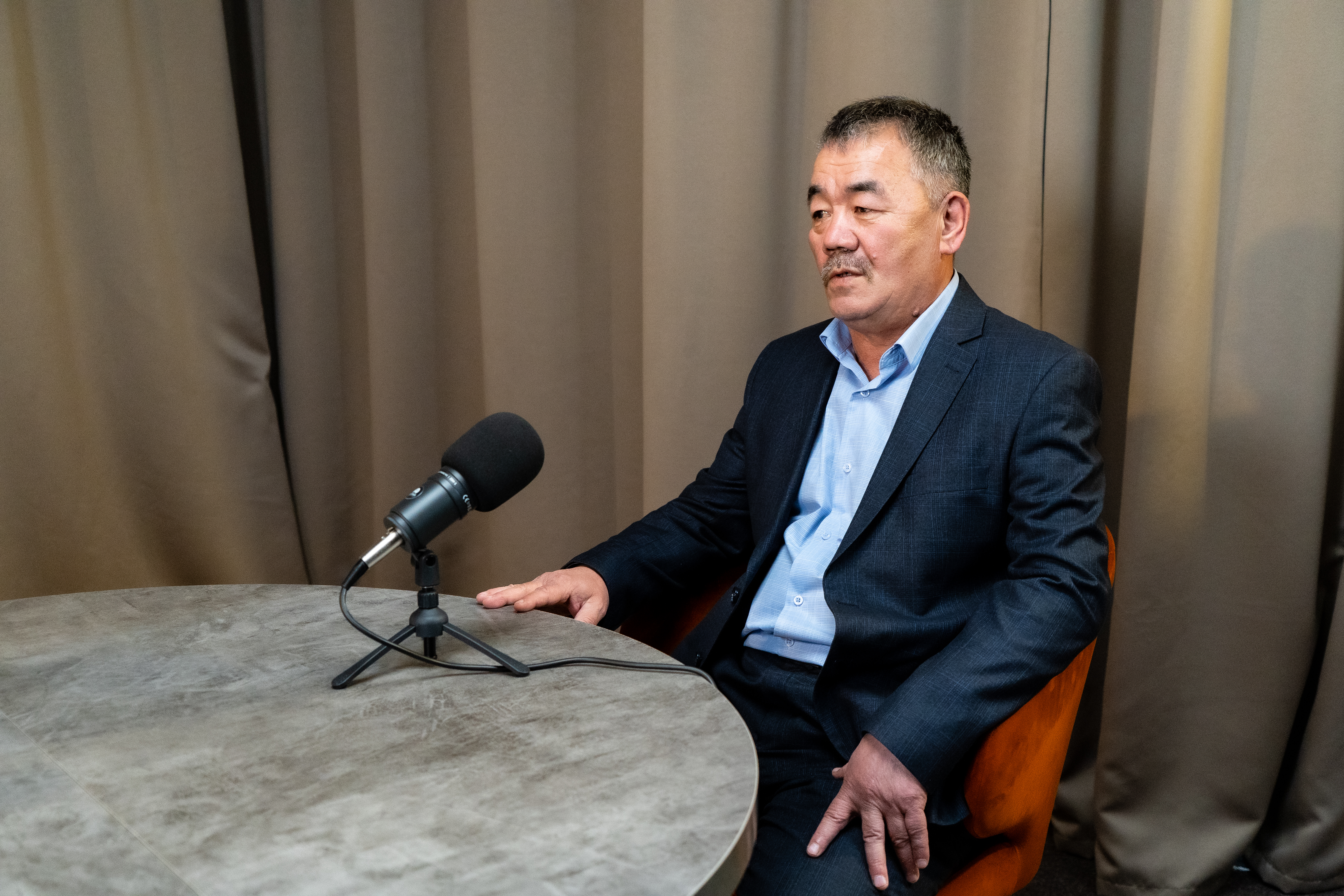 بيرجالىق ساۋداداعى قازاق ءتىلى – قۇقىق پا, الدە ەرەكشەلىك پە؟