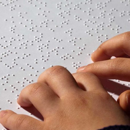 برايل قارپىنىڭ باستاۋى