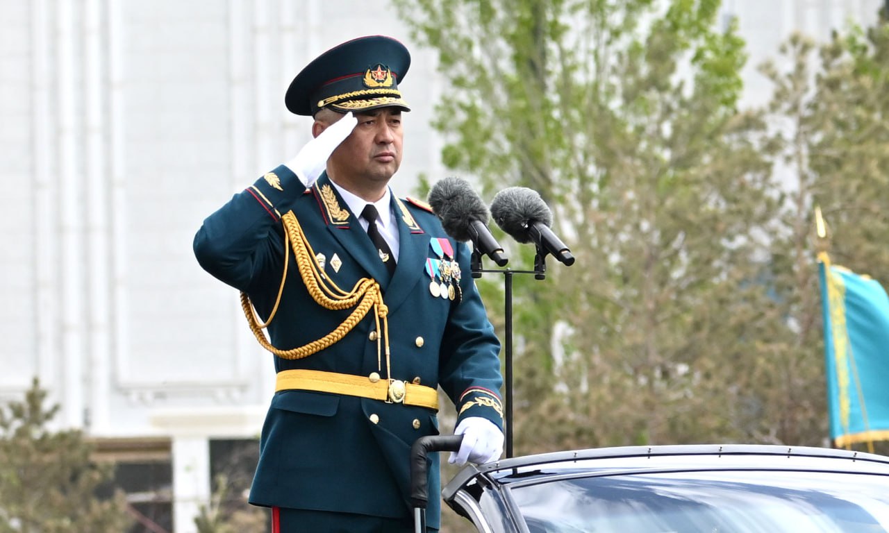 استانادا جەڭىستىڭ 80 جىلدىعىنا ارنالعان اسكەري پاراد باستالدى