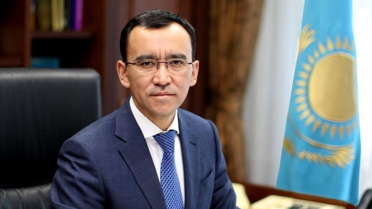 سەنات توراعاسى قازاقستاندىقتاردى مەرەكەمەن قۇتتىقتادى