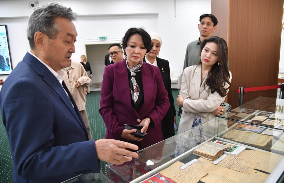 تاريحي دەرەكتەر – كەلەشەككە امانات