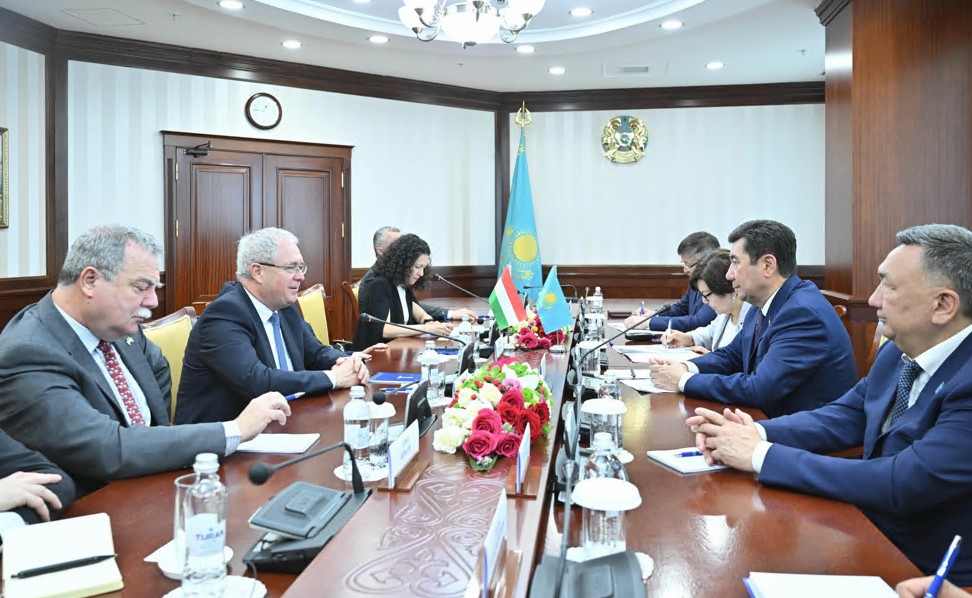 ماجارستان مەملەكەتتىك جينالىسىمەن بايلانىس نىعايا تۇسەدى