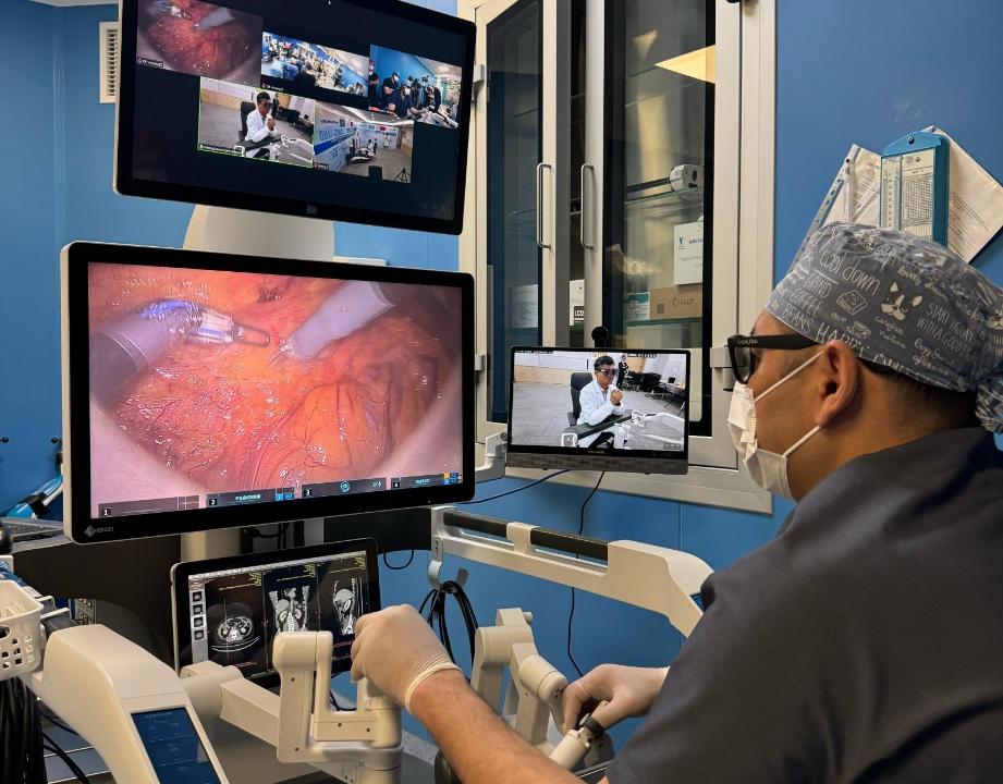 قازاقستاندا العاش رەت قاشىقتان روبوتتاندىرىلعان ىسىكتى الىپ تاستاۋ وپەراتسياسى جاسالدى