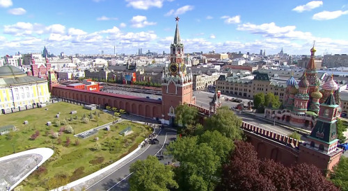 قاسىم-جومارت توقاەۆتى ۆلاديمير پۋتين كرەملدە قارسى الدى