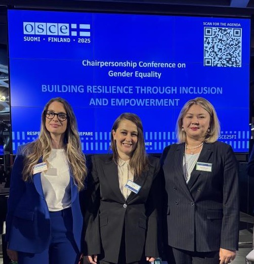 ەل تاجىريبەسى حالىقارالىق الاڭدا تانىستىرىلدى