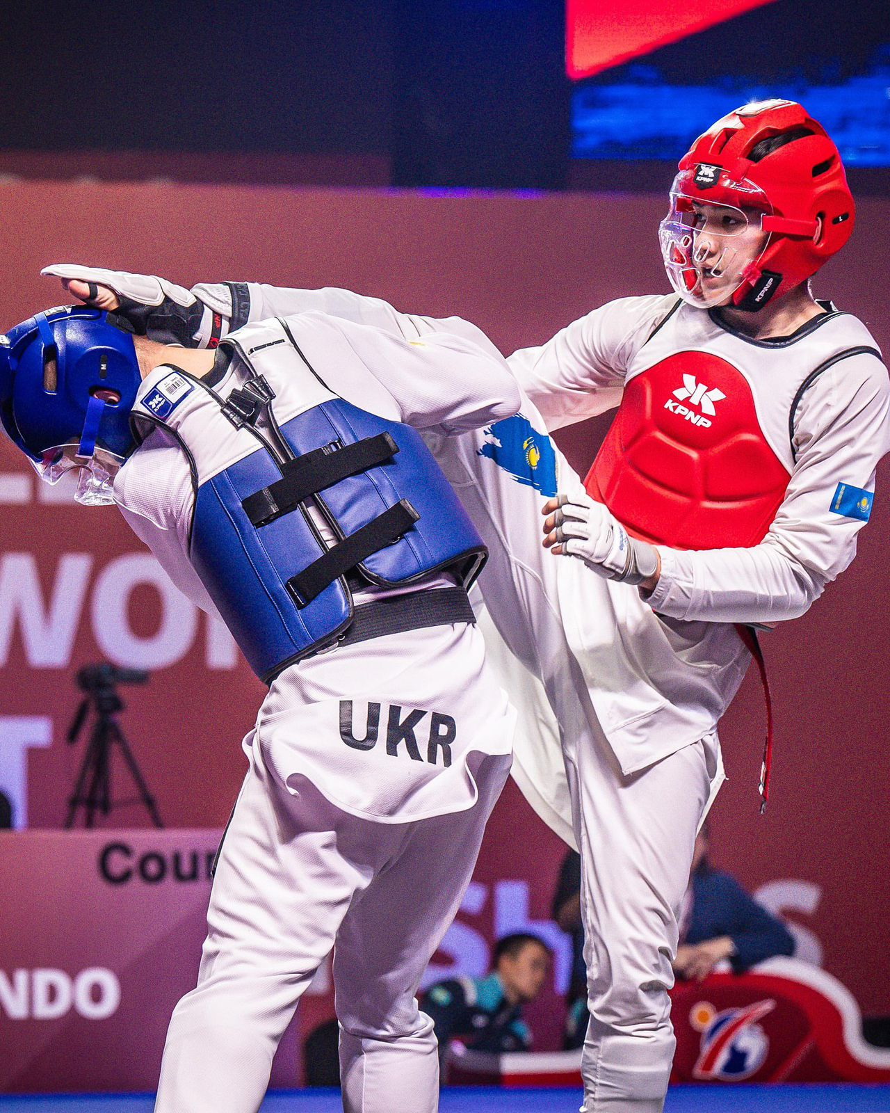 جارىس كۇندەلىگى: تاەكۆوندو