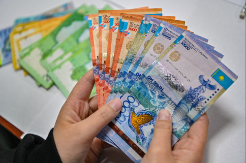 بقو-دا سەرىكتەستىك باسشىسى سۋبسيديا قارجىسىن جىمقىرعان