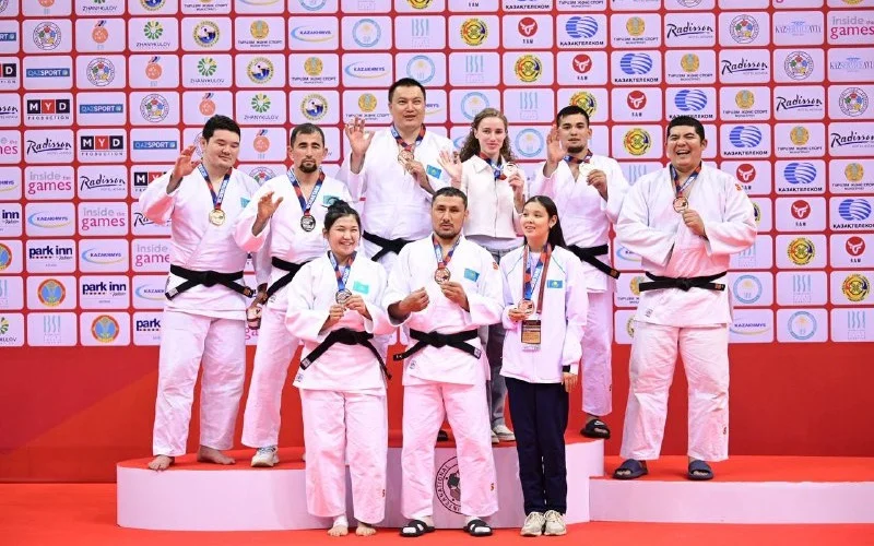 پارا دزيۋدوشىلار جەكە سايىستا 9 مەدال يەلەندى