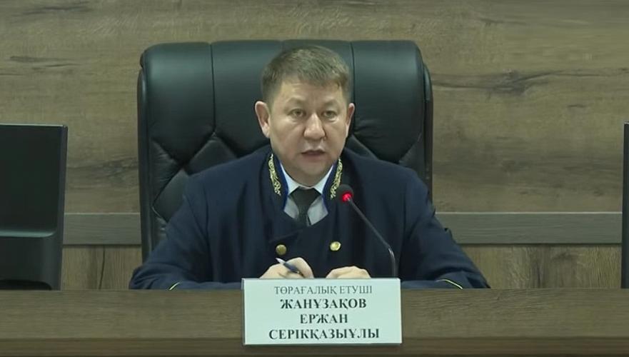 سوت وتىرىسىندا شەرزاتتىڭ سوققىعا جىعىلعان ءساتى كورسەتىلدى