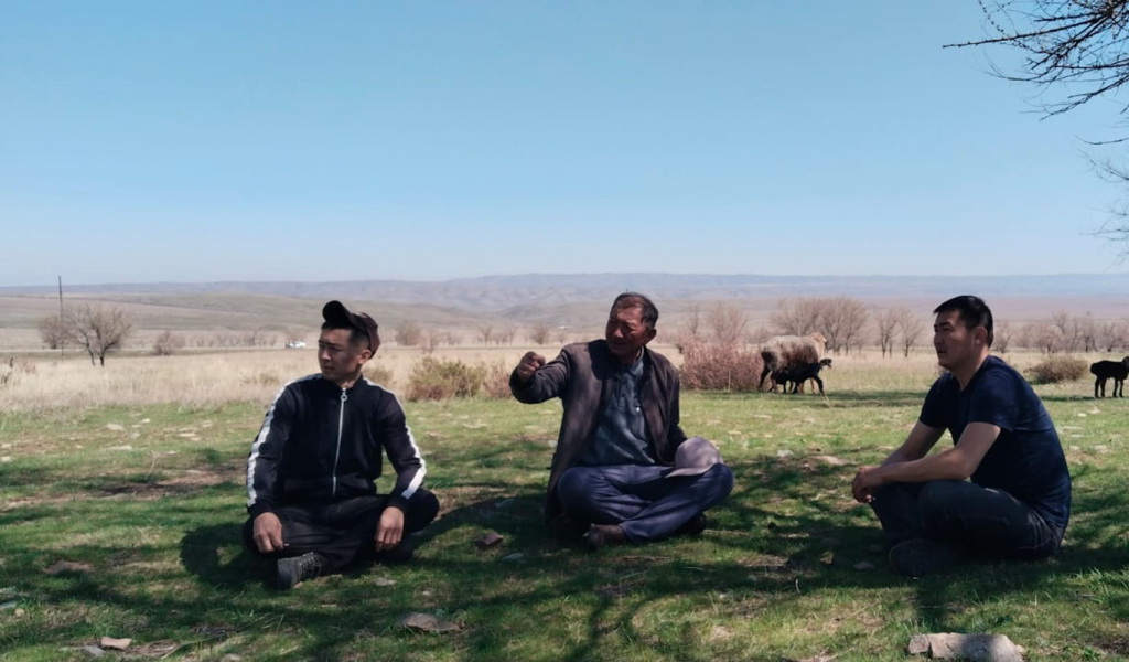 اتاكاسىپكە ادال ازامات