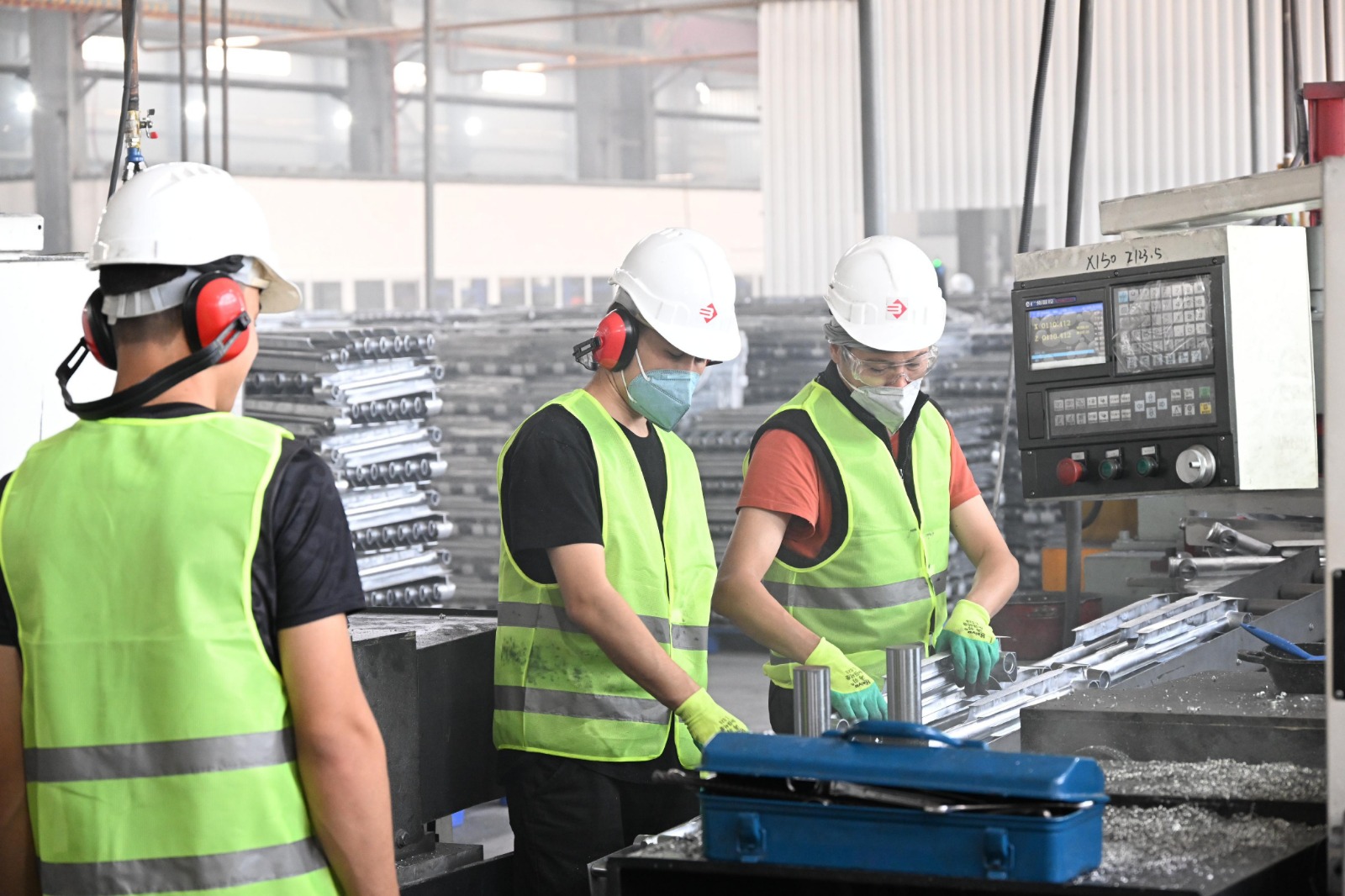 الماتىنىڭ يندۋستريالدى ايماعىندا ءۇش بىردەي جاڭا زاۋىت ىسكە قوسىلدى